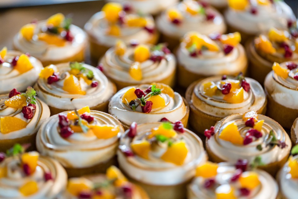 A Foodie’s Guide: Best Eats & Pubs Around Zedwell Tottenham