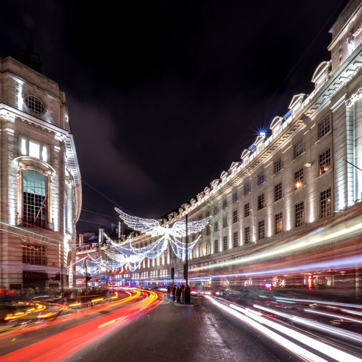 Shop ‘Til You Drop: Oxford & Regent Street Minutes from Zedwell